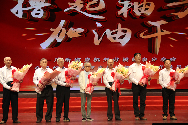 傳播勞模事跡，弘揚農(nóng)科人精神