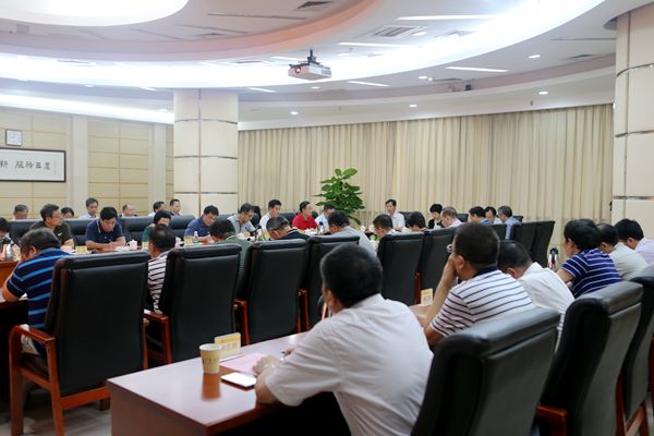 我院召開(kāi)2017年黨風(fēng)廉政建設(shè)與反腐敗工作專題會(huì)議